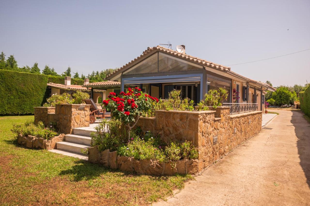 Kourouta Villas Amaliada 外观 照片